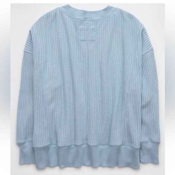 NWT AMERICAN EAGLE V-NECK SWEATER - Picture 2 of 2